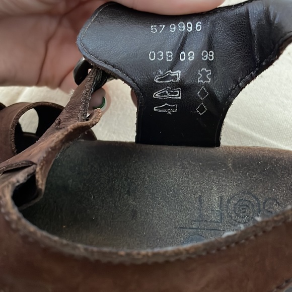 Ecco Soft Brown Closed Toe Leather Sandals - Picture 6 of 10